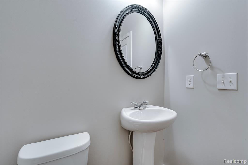 5775 Branch Court, Canton, MI 48187 — Photo 20