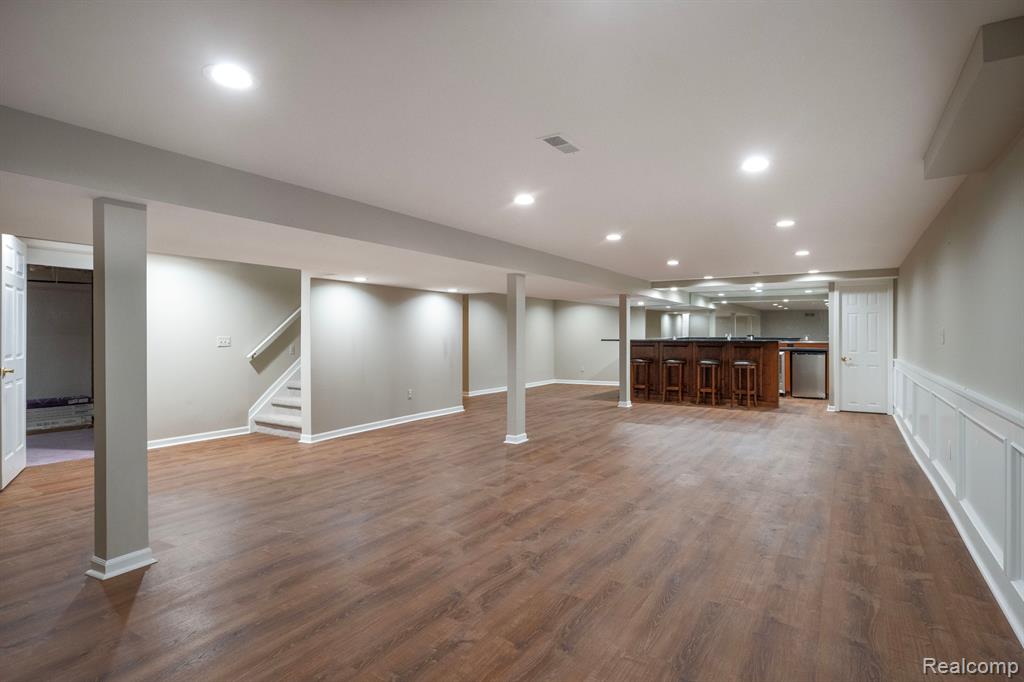 43331 HERRING Drive, Clinton Twp, MI 48038 — Photo 33