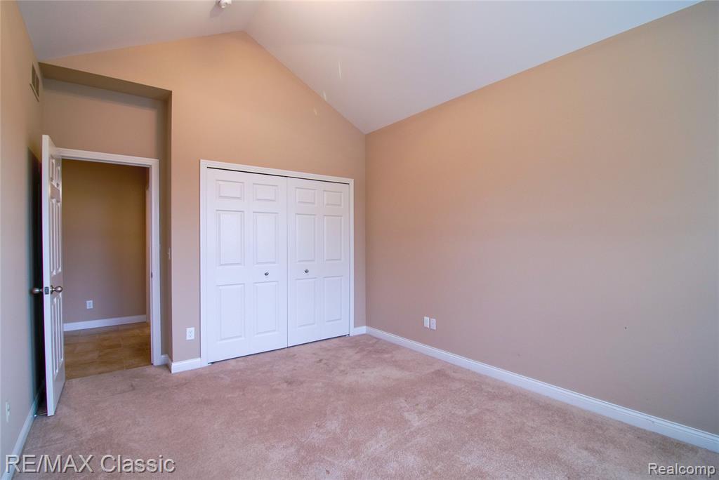 50416 Pinnacle Woods Lane, Macomb, MI 48042 — Photo 24