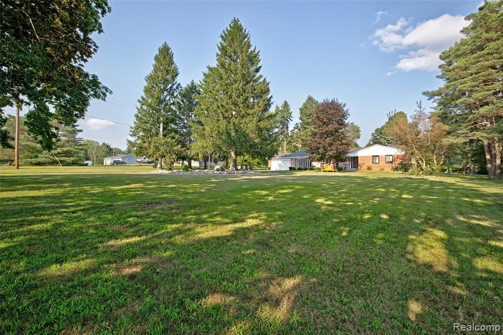 300 Sherman Court, Ortonville, MI 48462 — Photo 64