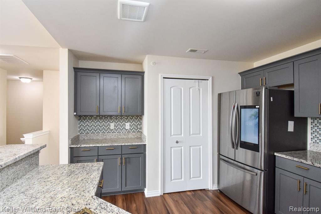 45478 Aragon Lane, Canton, MI 48187 — Photo 15
