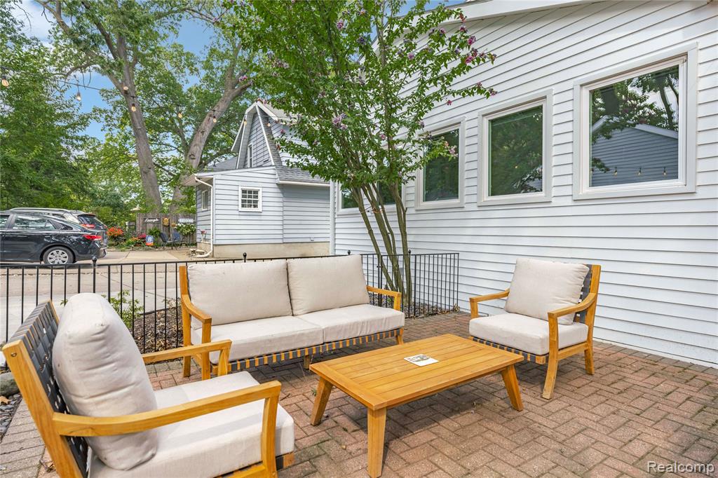 817 Fernwood Road, Royal Oak, MI 48067 — Photo 29