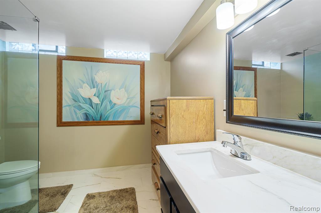 41316 Paign Drive, Sterling Heights, MI 48313 — Photo 17