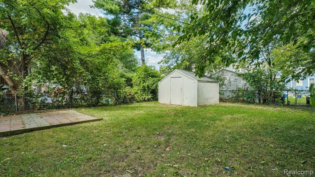 8725 Packard Avenue, Warren, MI 48089 — Photo 26
