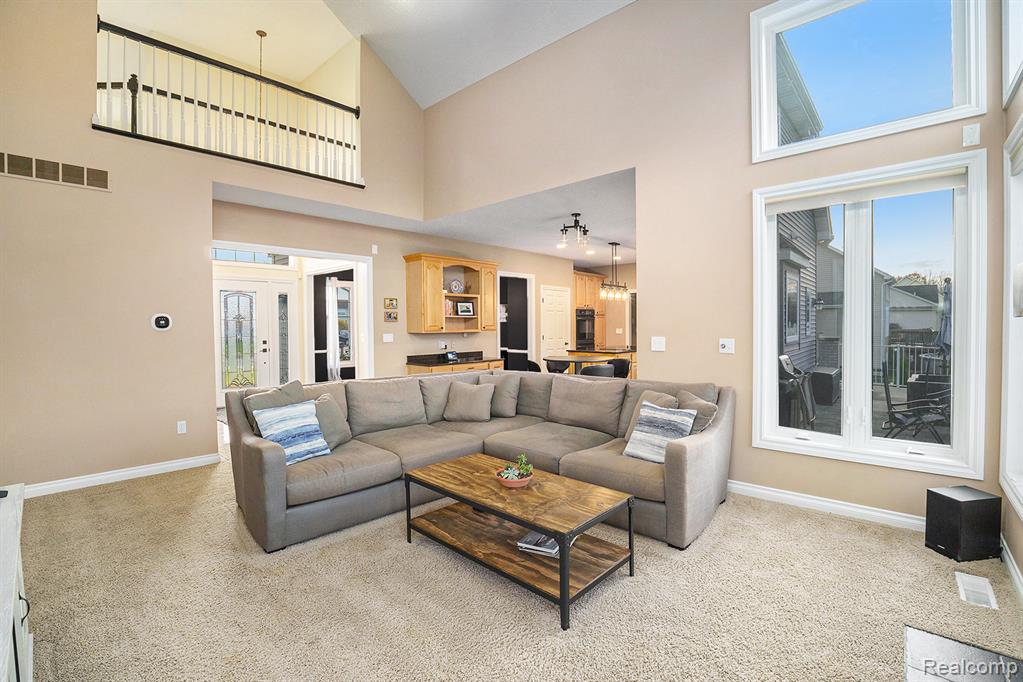 7469 Paradise Drive, Grand Blanc, MI 48439 — Photo 9