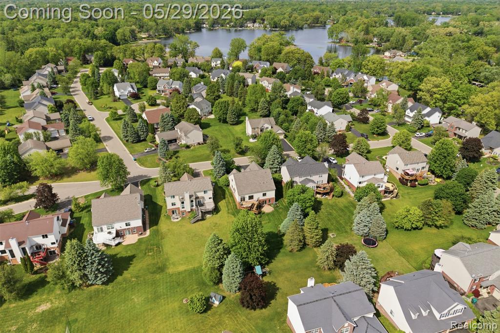 735 Kentbrook Drive, Commerce Twp, MI 48382 — Photo 56