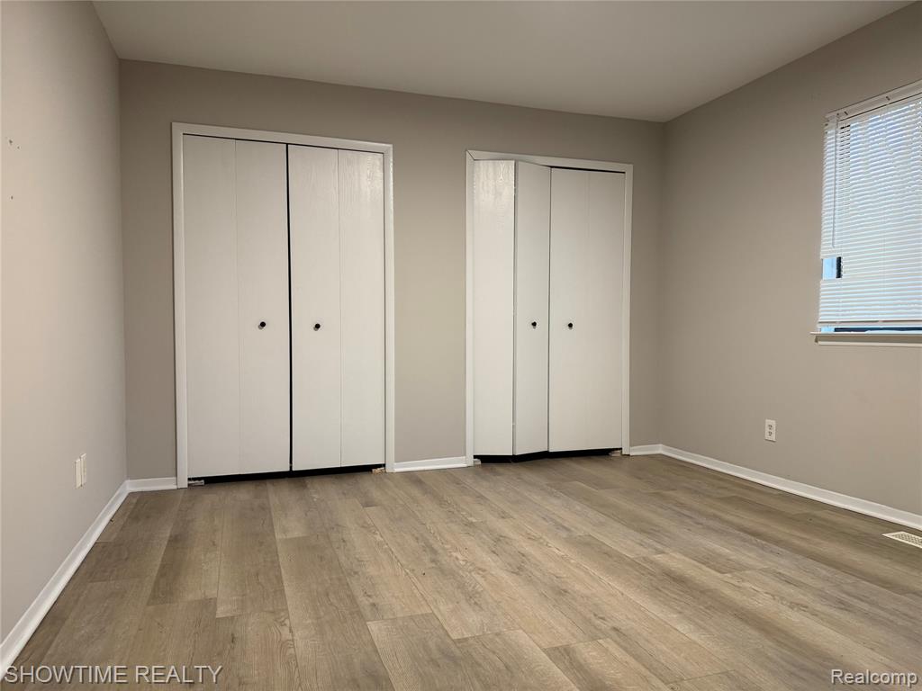 40860 HIGHPOINTE Drive, Clinton Twp, MI 48038 — Photo 12