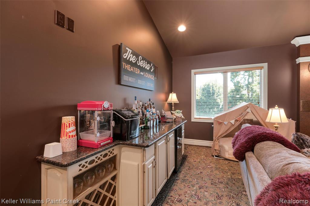 22220 E River Road, Grosse Ile, MI 48138 — Photo 45