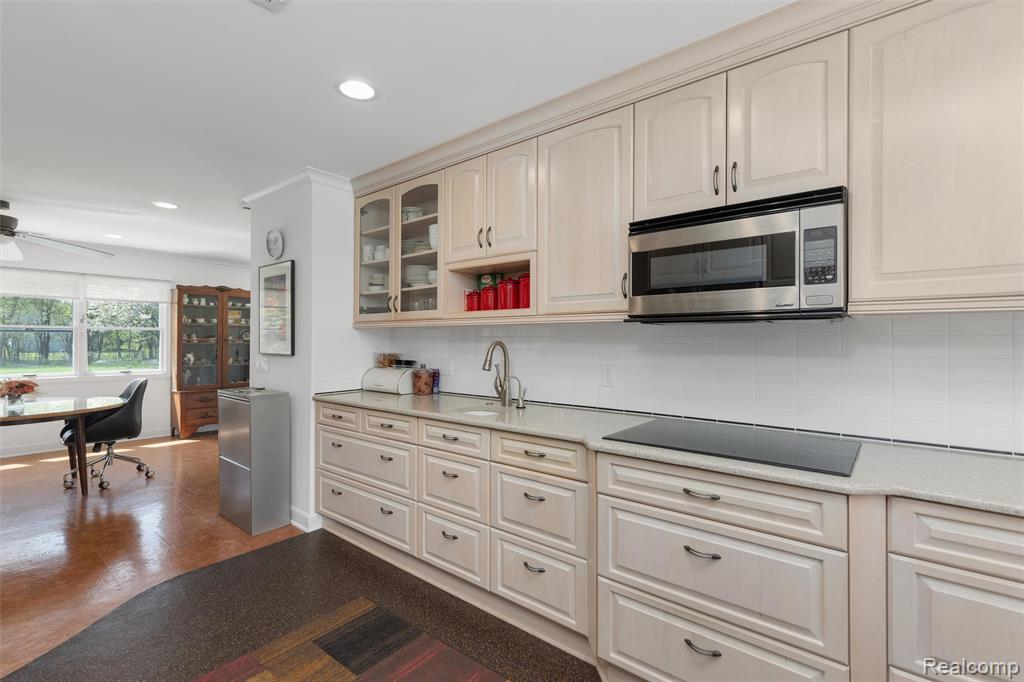 12959 Talbot Lane, Huntington Woods, MI — Photo 15
