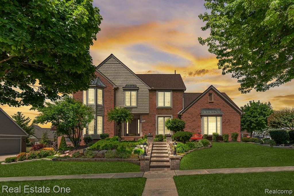 6595 Edith Court, Troy, MI 48085 — Photo 2