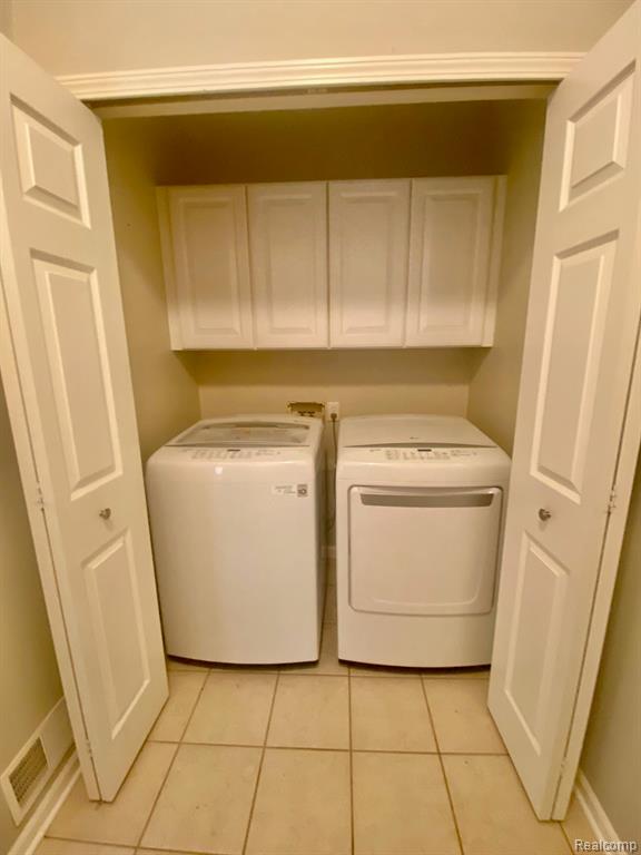 8095 Woodstone Court, Grand Blanc, MI 48439 — Photo 28