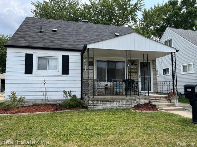 24528 Berry Avenue, Warren, MI 48089