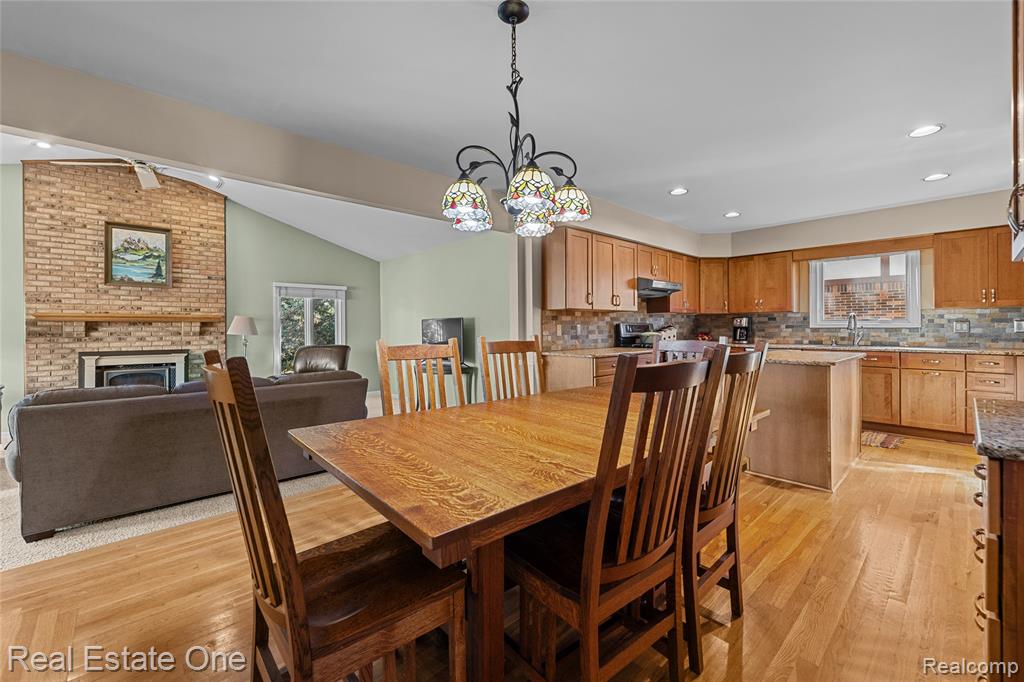 5092 Julian Drive, Troy, MI 48085 — Photo 12