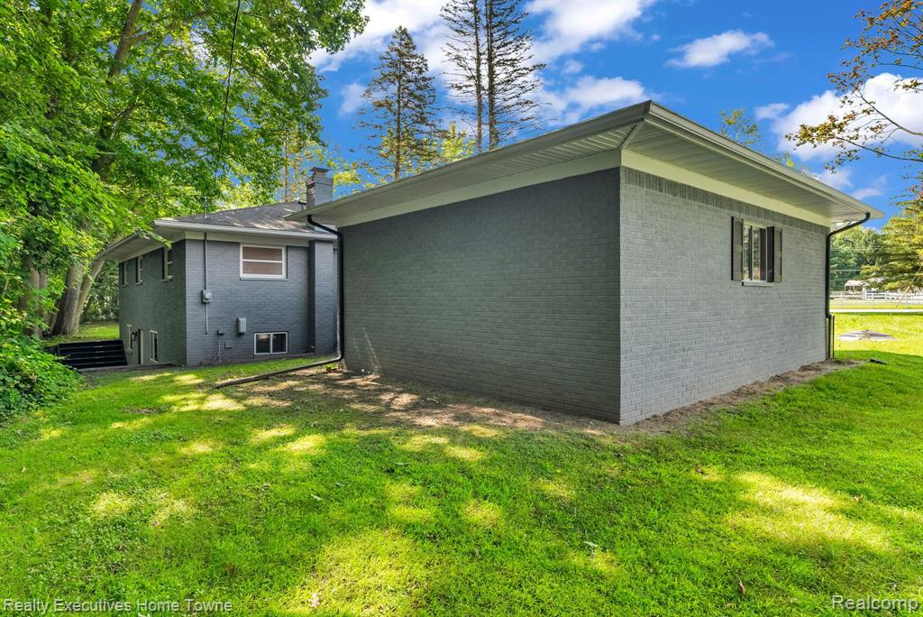 2371 ARLINGTON Road, Columbus, MI — Photo 33
