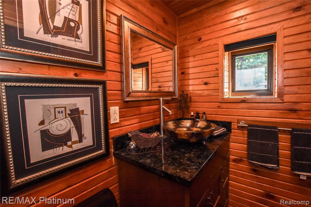 5160 Fenton Road, Fenton, MI 48430 — Photo 35