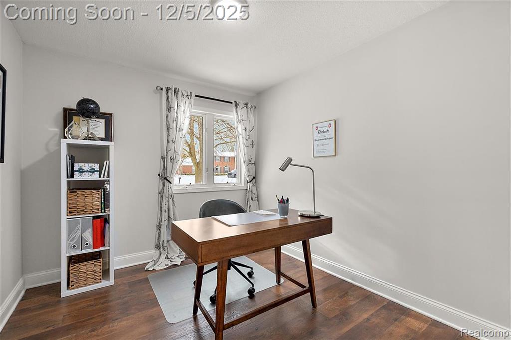 21622 Riverview Drive, Beverly Hills, MI 48025 — Photo 5