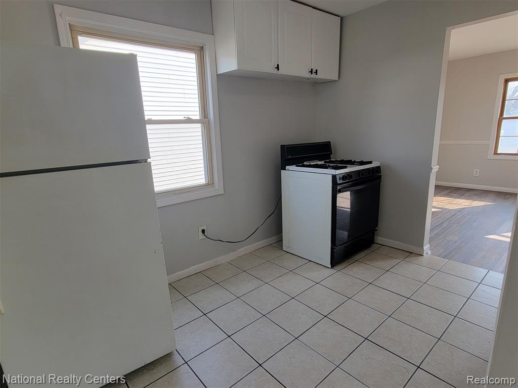 7527 Ford Avenue, Warren, MI 48091 — Photo 7