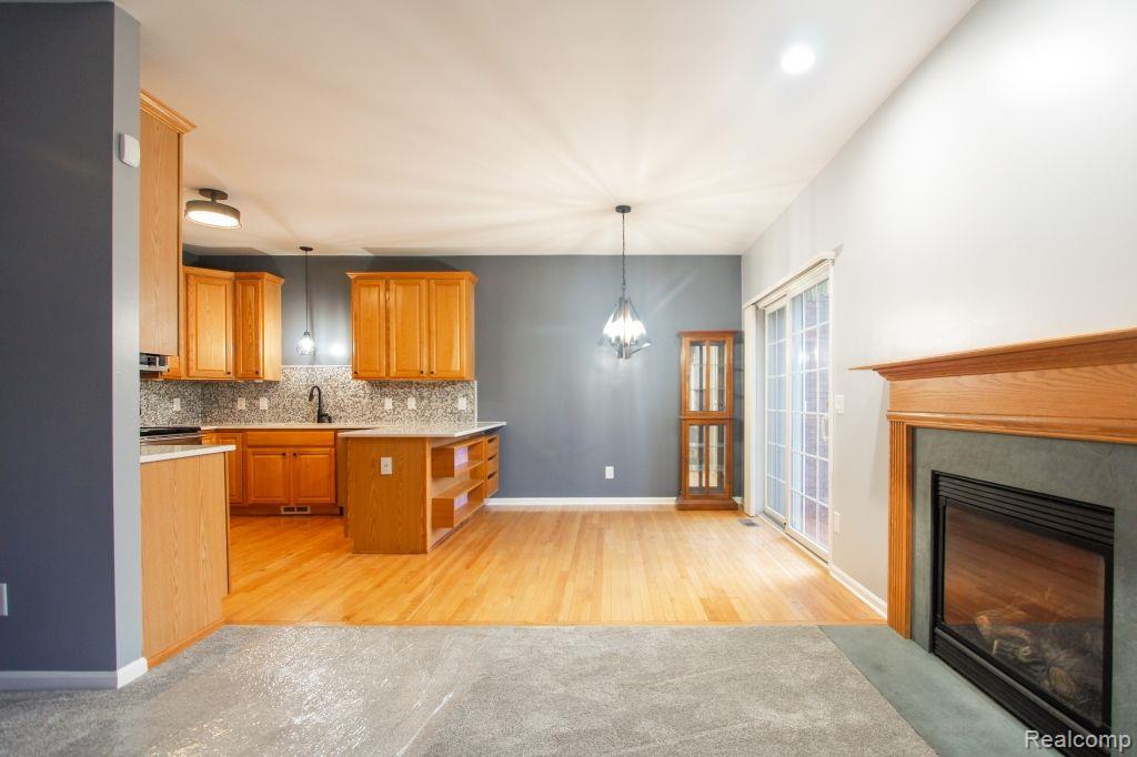 42985 RIVER BEND Drive, Plymouth, MI 48170 — Photo 28