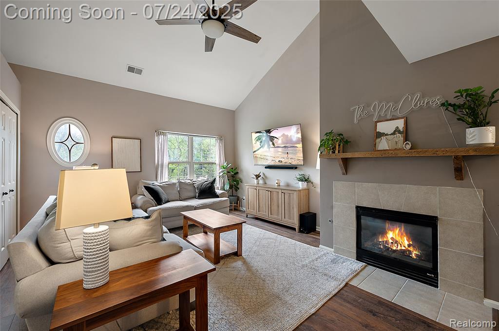 715 River Park Village Boulevard, Northville, MI 48167 — Photo 2