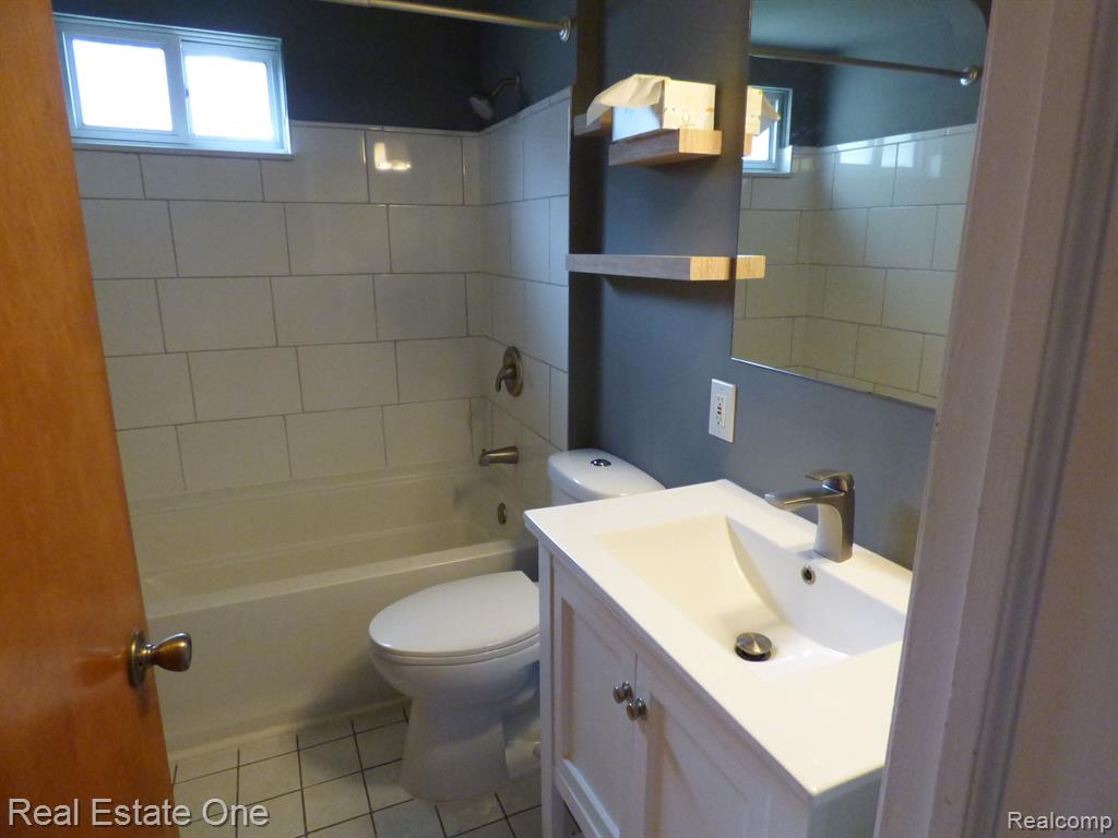 440 2ND Street, South Lyon, MI 48178 — Photo 6