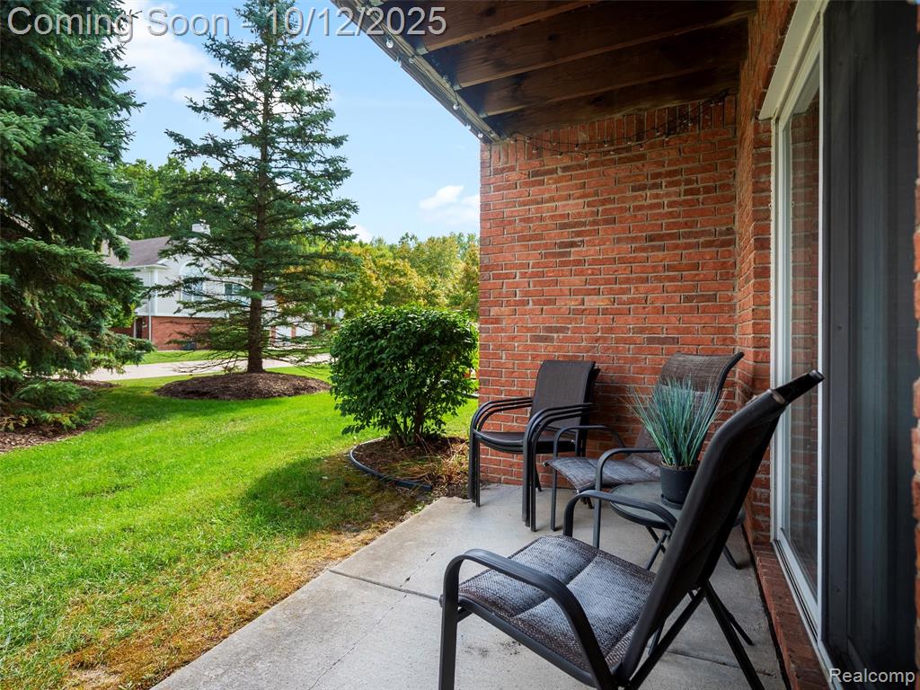 52219 Heatherstone Avenue, Macomb, MI 48042 — Photo 4