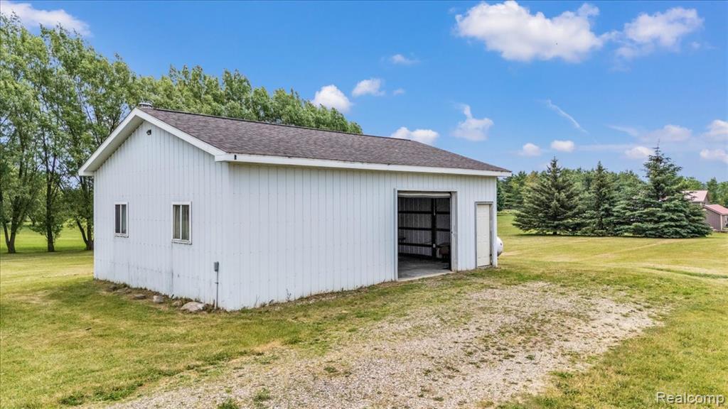 2551 Marathon Road, Lapeer, MI 48446 — Photo 6