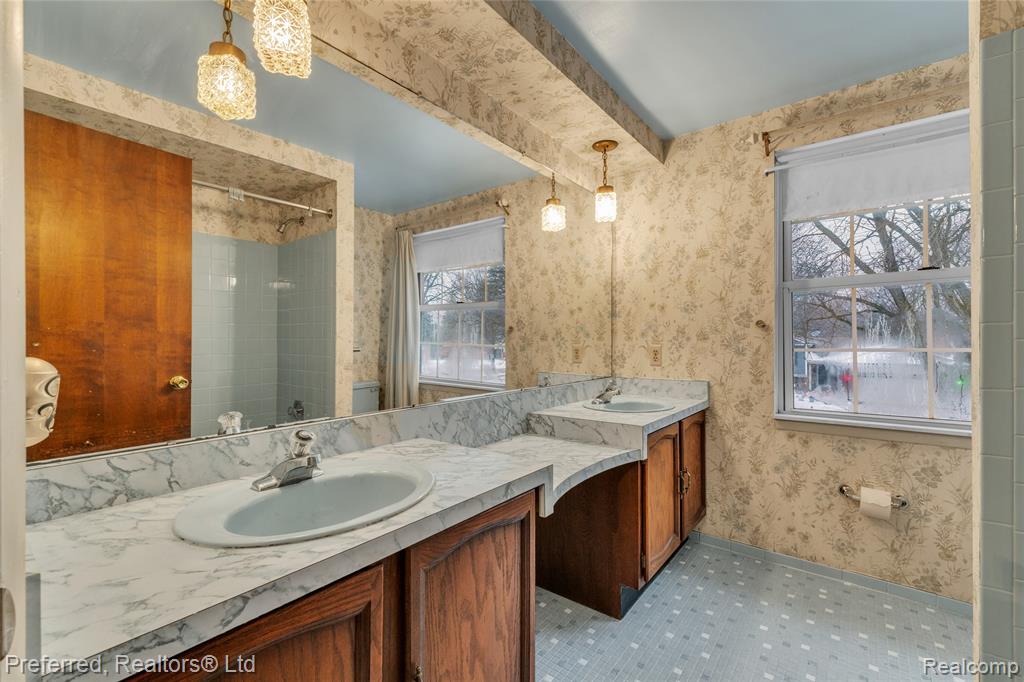 46323 Gainsborough Drive, Canton, MI 48187 — Photo 37