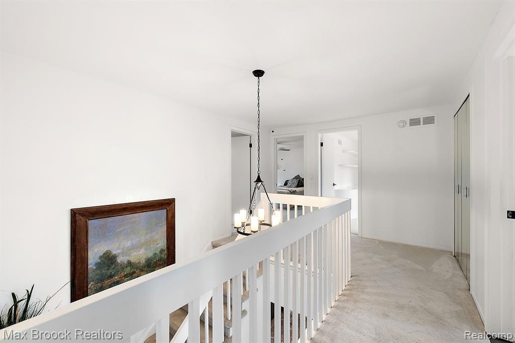 4222 Barn Meadow Lane, West Bloomfield, MI 48323 — Photo 14