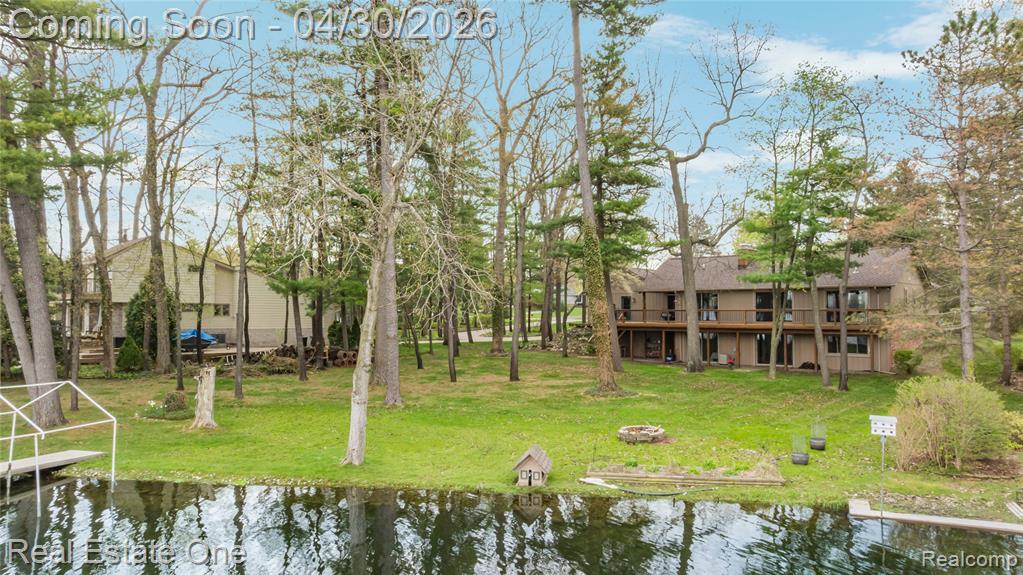 2748 Armstrong Drive, Lake Orion, MI — Photo 15