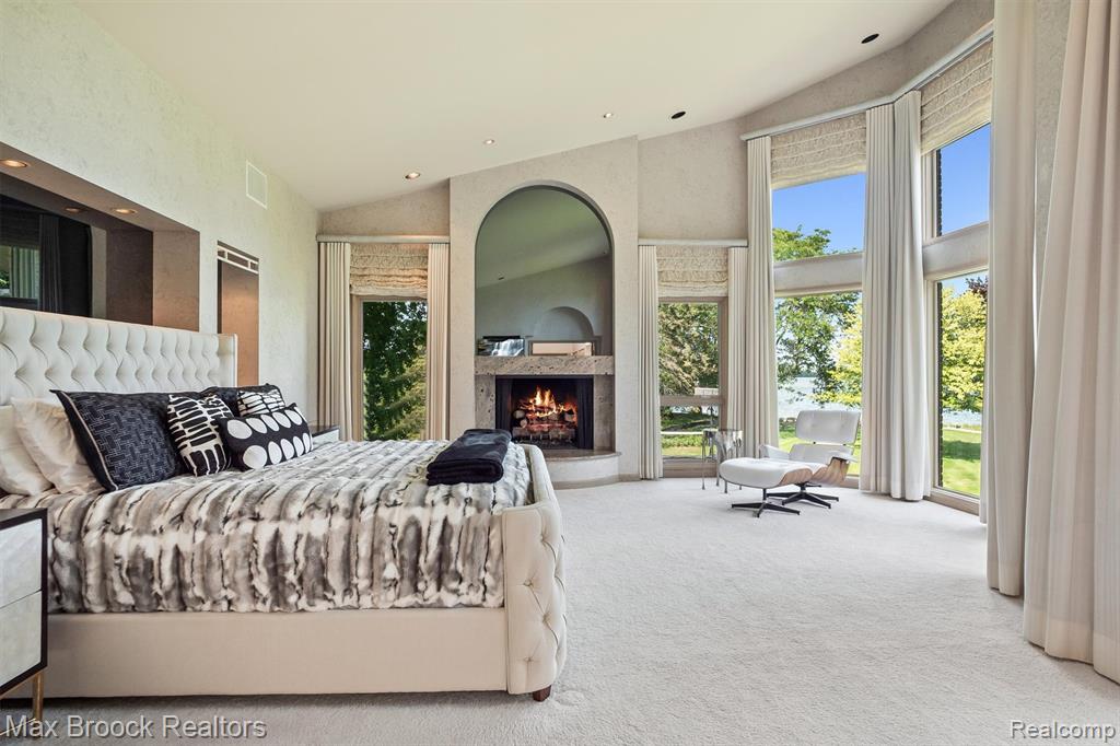 3333 W Shore Drive, Orchard Lake Village, MI 48324 — Photo 40