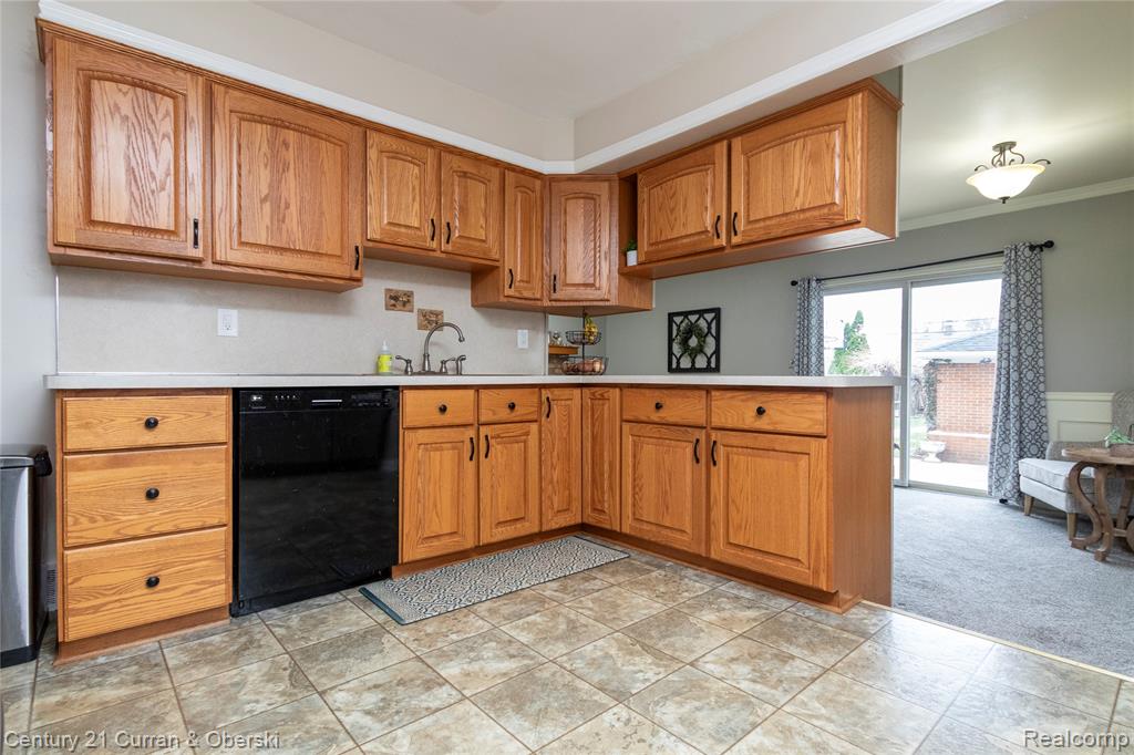 9625 Ruth Avenue, Allen Park, MI 48101 — Photo 19