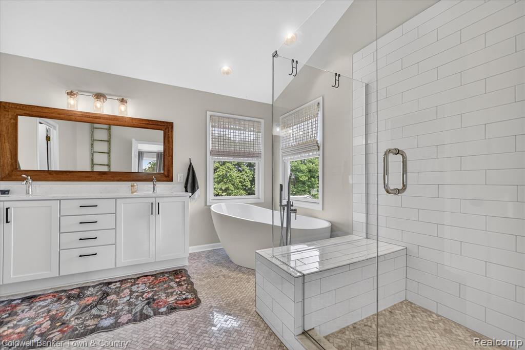 918 Gray Fox Court, Howell, MI 48843 — Photo 32