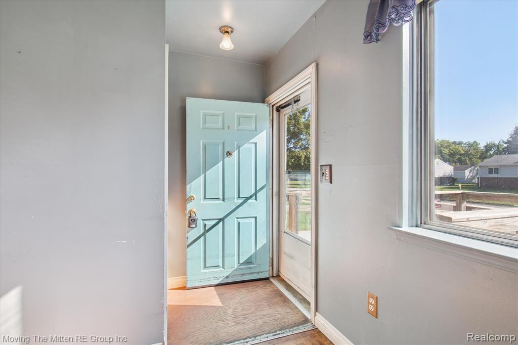 1336 Woodglen Avenue, Ypsilanti, MI 48198 — Photo 3
