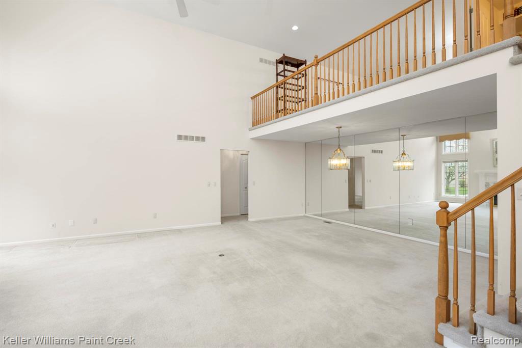 54710 Bellingham Drive, Utica, MI 48316 — Photo 4