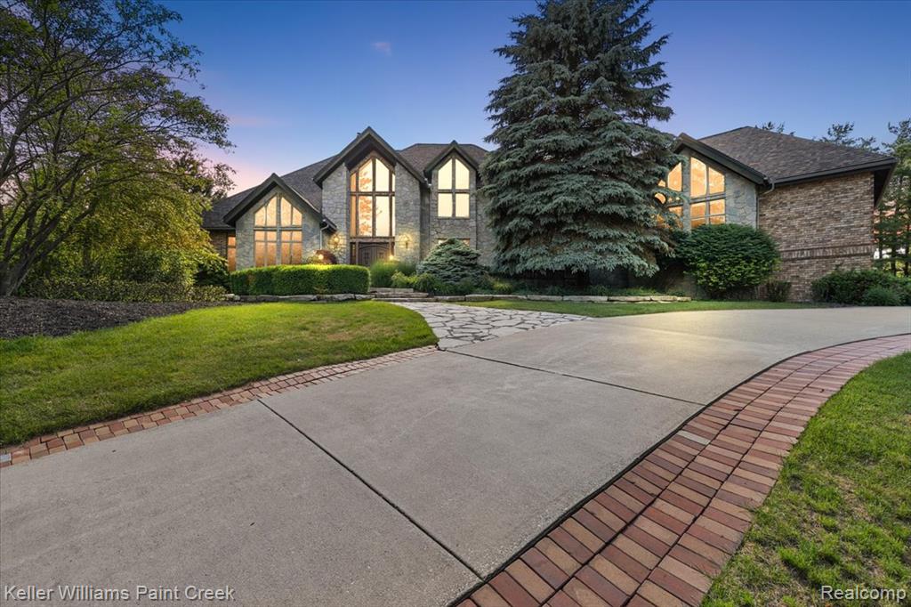 6263 Canter Creek Trail, Grand Blanc, MI 48439 — Photo 4