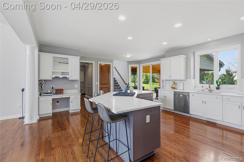 1920 Vinsetta Court, Rochester, MI 48306 — Photo 11
