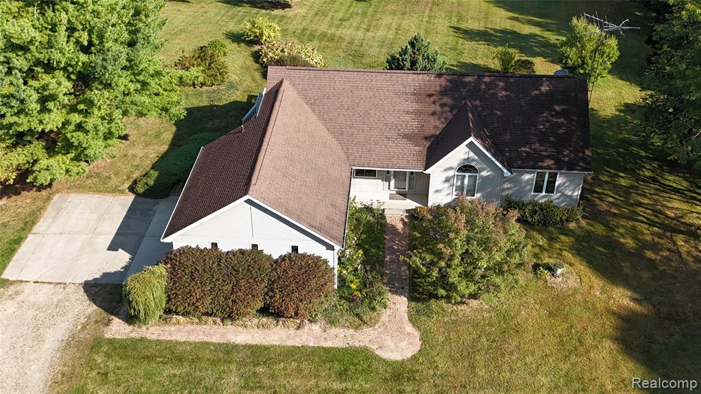 2843 North Branch Rd., North Branch, MI 48461 — front exterior