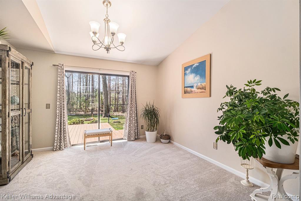 4176 EMERALD PINES Drive, Commerce Twp, MI 48390 — Photo 9