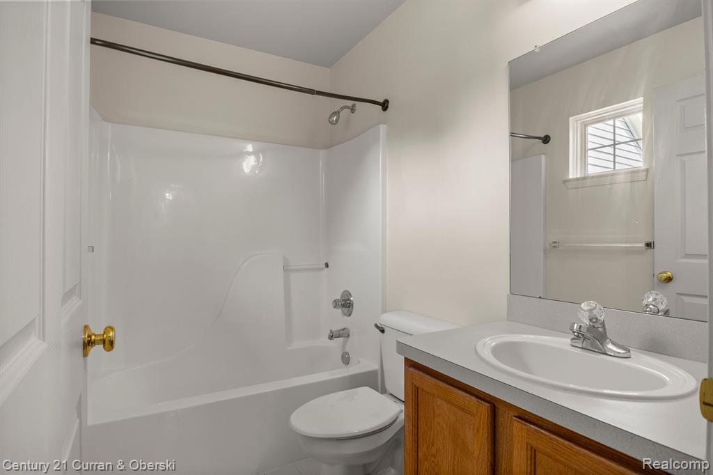 533 CONCORD Drive, Canton, MI 48188 — Photo 25