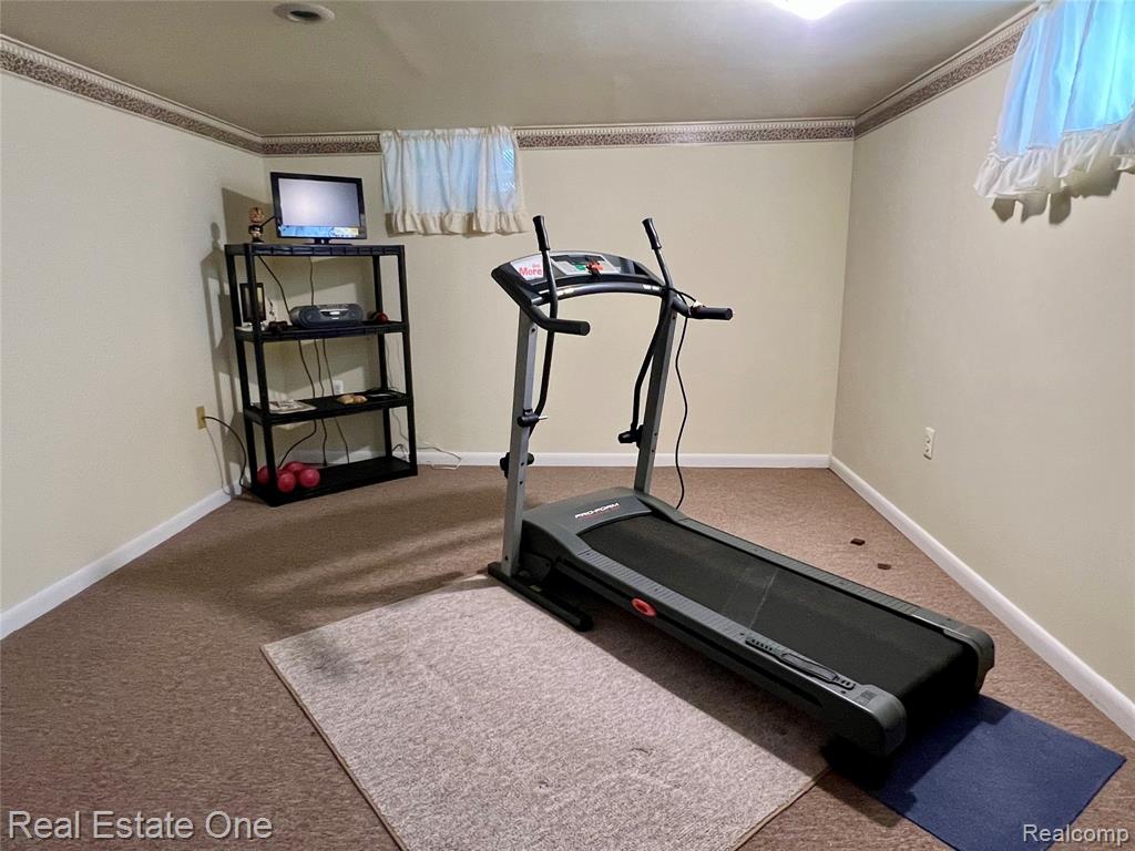 6540 Osage Avenue, Allen Park, MI 48101 — Photo 22