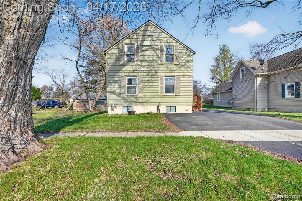 102 S Matteson Street, Capac, MI 48014 — Photo 3