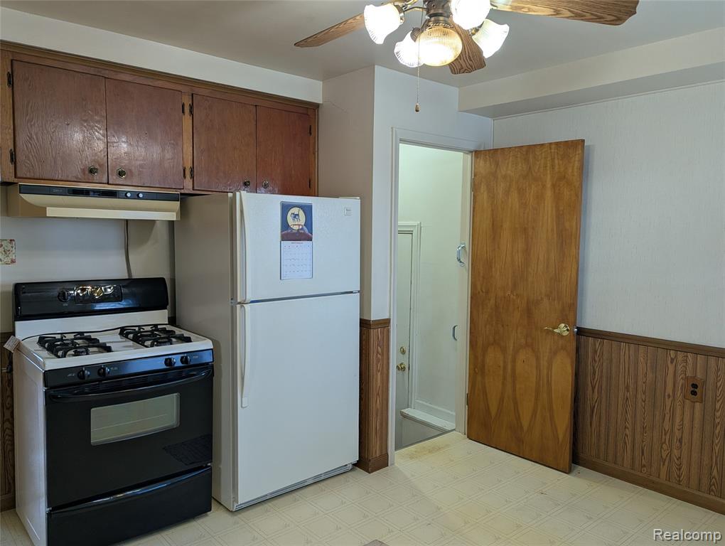 980 Radcliff Street, Garden City, MI — Photo 10