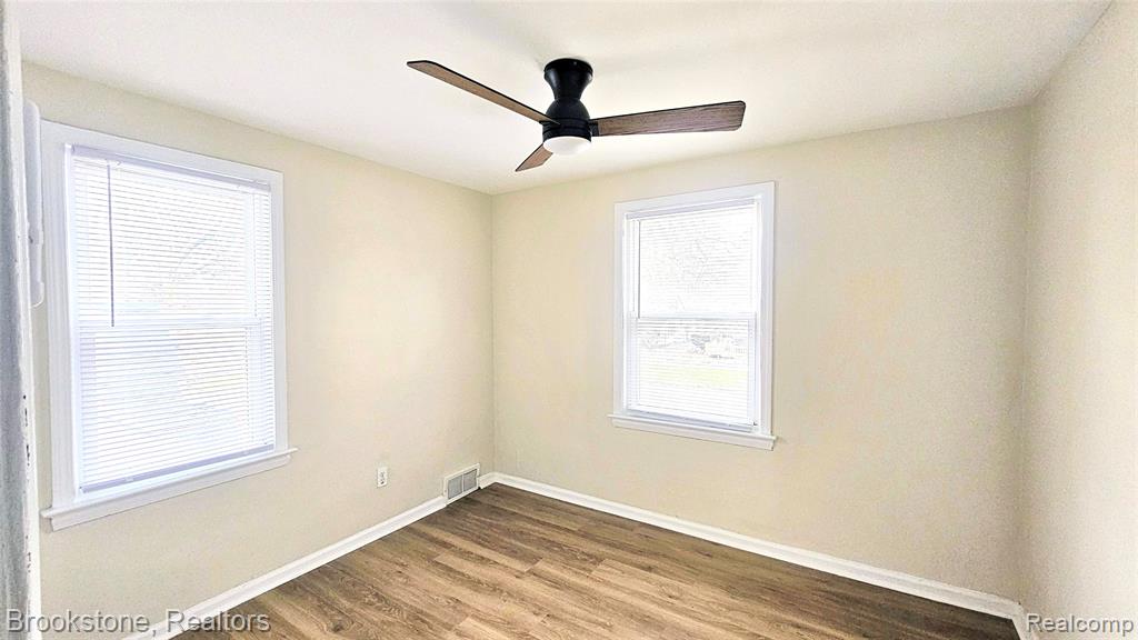 19338 Murray Hill Street, Detroit, MI 48235 — Photo 24