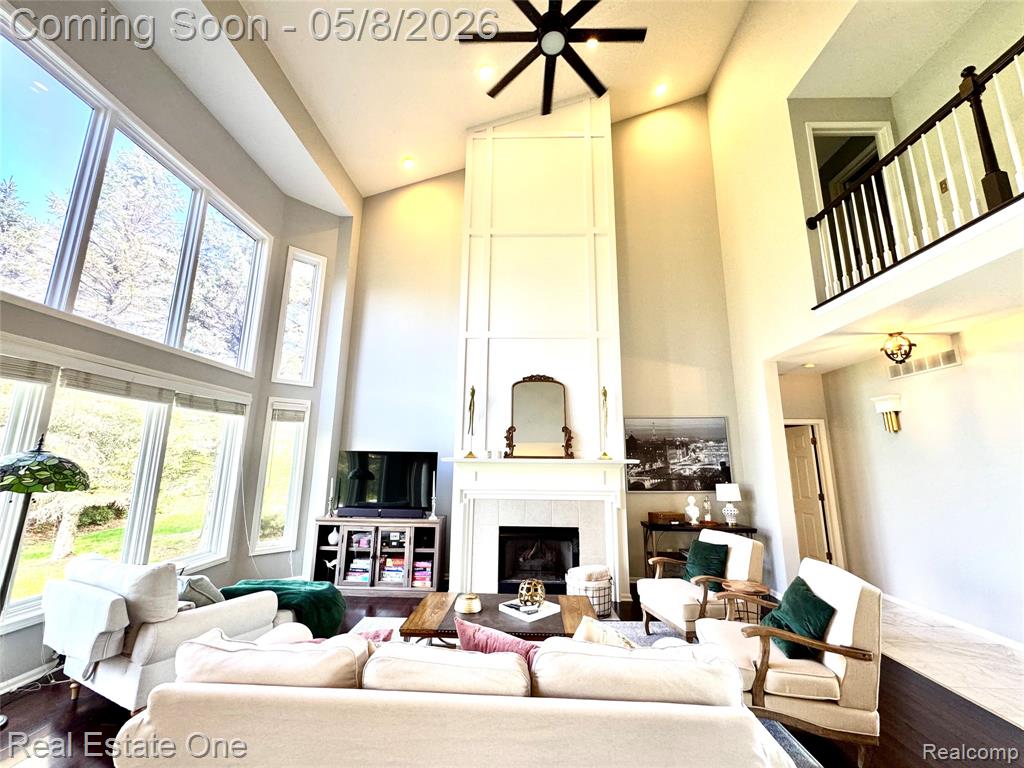 419 Roundview Drive, Rochester, MI 48307 — Photo 4
