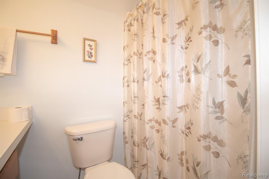 4102 Hunters Circle E, Canton, MI 48188 — Photo 26
