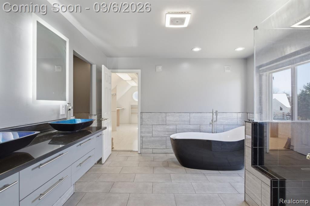 47830 Forest Court, Northville, MI 48168 — Photo 44