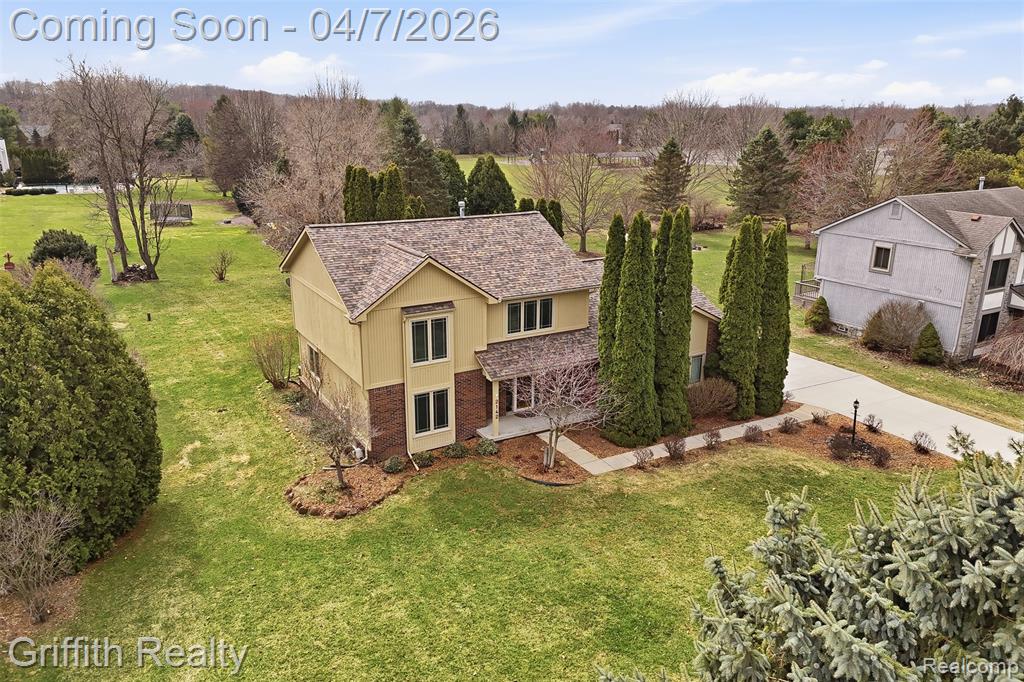 2142 Cumberland Drive, Brighton, MI 48114 — front exterior