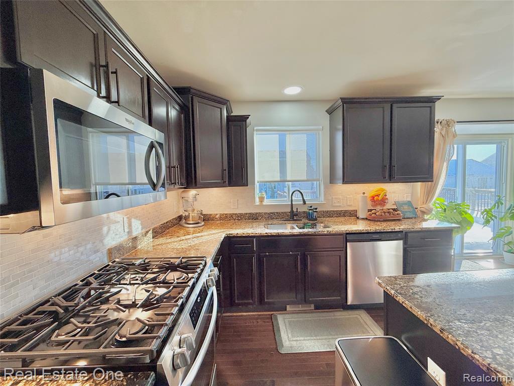 4112 Peach Tree Lane, Howell, MI 48843 — Photo 15