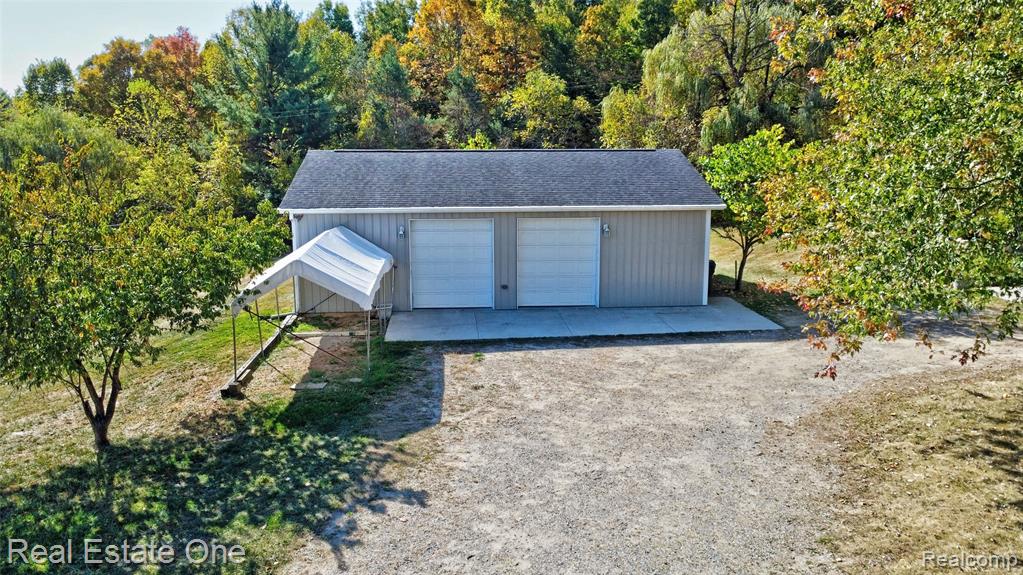 2444 Ray Road, Oxford, MI 48370 — Photo 38