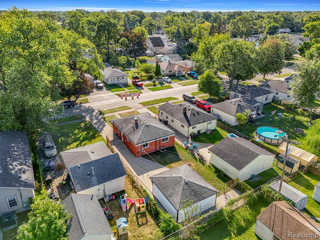 4638 Gertrude Street, Dearborn Heights, MI 48125 — Photo 39